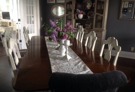 Dinning room table