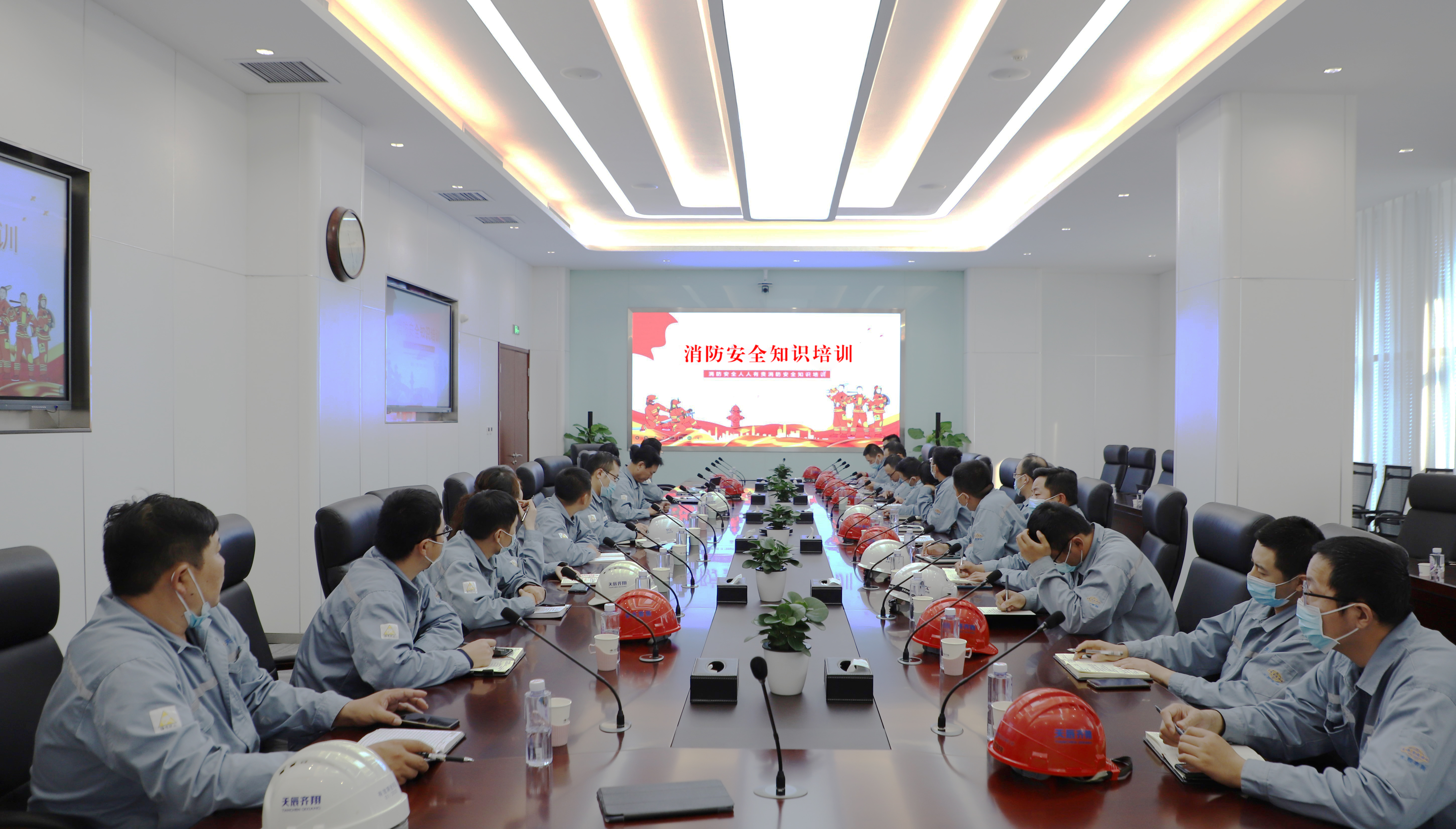 远程会议卡顿、延迟、画面模糊、声音不同步？问题真的不在网速